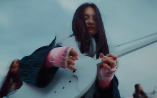 otyken_-_day_by_day_(official_music_video)_frame_132.0.jpg