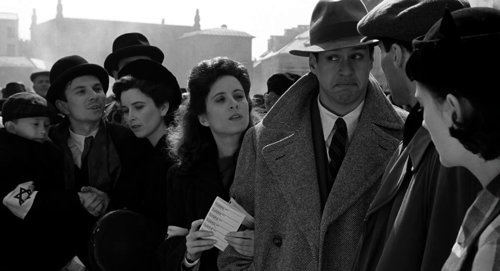 schindler's_list_frame_1738853261.1781664.jpg