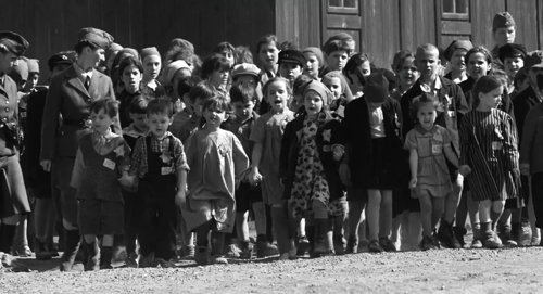 schindler's_list_frame_1738853291.837329.jpg