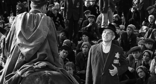 schindler's_list_frame_1738853309.405276.jpg