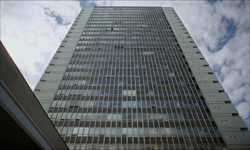 the_brutalist_frames_frame_256.jpg