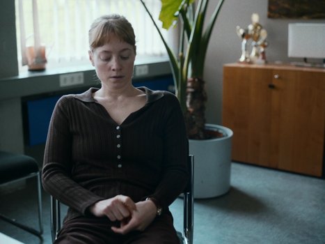 the_teachers'_lounge_frames_frame_102.jpg