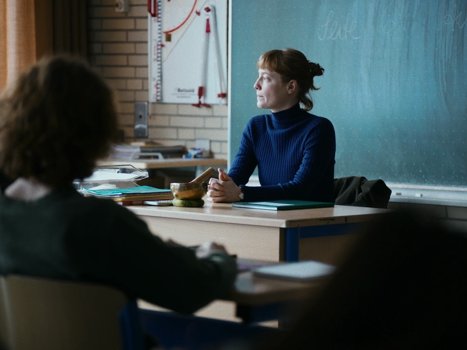 the_teachers'_lounge_frames_frame_196.jpg